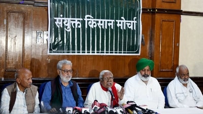 Samyukta Kisan Morcha leaders Darshan Pal, and Hannan Mollah addressing a press conference ahead of the maha panchayat of farmers from across the country at Ramlila Ground on March 20, (ANI) Samyukta Kisan Morcha leaders Darshan Pal, and Hannan Mollah addressing a press conference ahead of the maha panchayat of farmers from across the country at Ramlila Ground on March 20, (ANI)