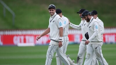 New Zealand's captain Tim Southee (L) leads his team from the field after winning their Test series during day four of the second cricket Test match between New Zealand and Sri Lanka at the Basin Reserve in Wellington on March 20, 2023. (Photo by Marty MELVILLE / AFP) (AFP) New Zealand's captain Tim Southee (L) leads his team from the field after winning their Test series during day four of the second cricket Test match between New Zealand and Sri Lanka at the Basin Reserve in Wellington on March 20, 2023. (Photo by Marty MELVILLE / AFP) (AFP)
