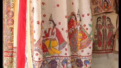 Dupatta with Krishna motif in Madhubani is one among the many exhibits available at the ongoing Bihar Utsav 2023 in Delhi. (Photos: Raajessh Kashyap/HT) Dupatta with Krishna motif in Madhubani is one among the many exhibits available at the ongoing Bihar Utsav 2023 in Delhi. (Photos: Raajessh Kashyap/HT)