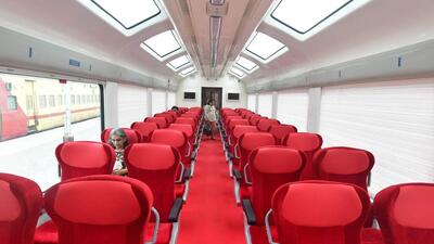 Mumbai, India - July 25, 2022: The Central Railway introduces newly-designed Vistadome coaches in the Mumbai-Pune intercity train, Pragati Express at CSTM, in Mumbai, India, on Monday, July 25, 2022. (Photo by Bhushan Koyande/HT Photo) (HT PHOTO) Mumbai, India - July 25, 2022: The Central Railway introduces newly-designed Vistadome coaches in the Mumbai-Pune intercity train, Pragati Express at CSTM, in Mumbai, India, on Monday, July 25, 2022. (Photo by Bhushan Koyande/HT Photo) (HT PHOTO)