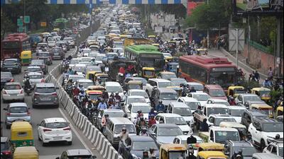 Traffic jam in Chirag Delhi in New Delhi on Monday. (Sanchit Khanna/HT Photo) Traffic jam in Chirag Delhi in New Delhi on Monday. (Sanchit Khanna/HT Photo)