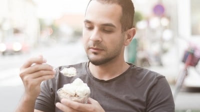 Avoid sugary foods: Excess sugar consumption can lead to plaque formation and can serve as a perfect environment for bacteria to multiply. This can further lead to tooth damage. Also, avoid sugary drinks like cold drinks and opt for healthy fruits and fruit juices (Shutterstock) Avoid sugary foods: Excess sugar consumption can lead to plaque formation and can serve as a perfect environment for bacteria to multiply. This can further lead to tooth damage. Also, avoid sugary drinks like cold drinks and opt for healthy fruits and fruit juices (Shutterstock)