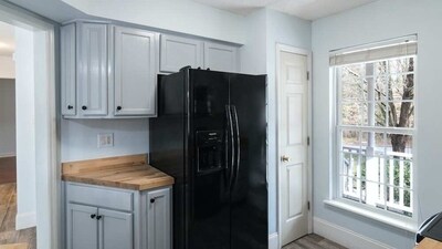 LG double door refrigerators have multiple functions and enough storage. (Pexels)