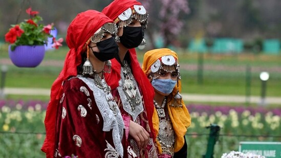 The garden, also known as Siraj Bagh, has 15 lakh tulips of 68 varieties.&nbsp;(AFP)