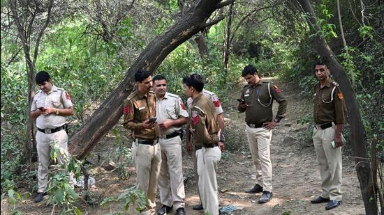 The prosecution also submitted that bones, hair sample and blood were recovered from different locations, including the refrigerator and cupboard, and identification established through DNA profiling. (HT Archive)