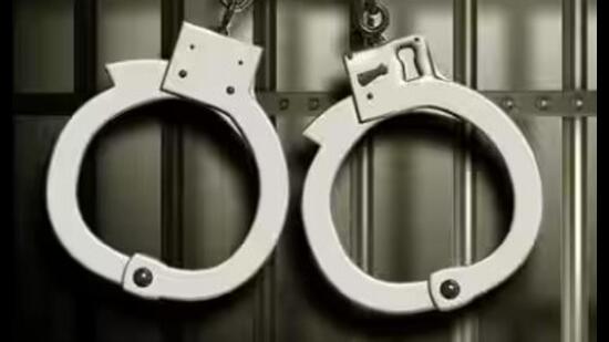 The woman arrested for drug peddling has been identified as Amna Khatun of Gopalganj district of Bihar. (Getty images)
