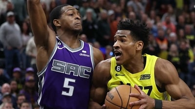 Utah Jazz guard Ochai Agbaji (30) drives against Sacramento Kings guard De'Aaron Fox (5) in the fourth quarter at Vivint Arena. (USA TODAY Sports)