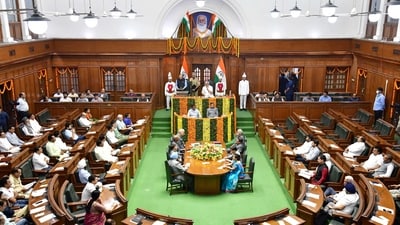 The Delhi government was scheduled to be presented today in the assembly. The Delhi government was scheduled to be presented today in the assembly.