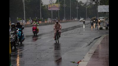 Lucknow crossings poorly planned (File) Lucknow crossings poorly planned (File)