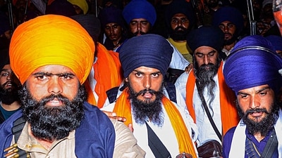 'Waris Punjab De' chief Amritpal Singh visits Golden Temple after the release of his associate Lovepreet Toofan from the Amritsar Central Jail on February 24. (PTI) 'Waris Punjab De' chief Amritpal Singh visits Golden Temple after the release of his associate Lovepreet Toofan from the Amritsar Central Jail on February 24. (PTI)