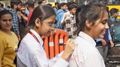 The Class 10 CBSE board exams for optional subjects began on February 15 while the compulsory subjects’ exam started on February 17. (Gurpreet Singh/HT photo) The Class 10 CBSE board exams for optional subjects began on February 15 while the compulsory subjects’ exam started on February 17. (Gurpreet Singh/HT photo)