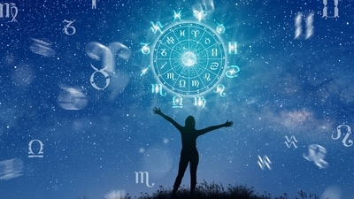 Career Horoscope 2022: In 2022, there will be a strong planetary transit involving Saturn. On April 29, Saturn will move to Aquarius sign and will stay here for 70-odd days and will, once again, move back to Capricorn sign on July 12, and stay here for the rest of the year. (shutterstock.com) Career Horoscope 2022: In 2022, there will be a strong planetary transit involving Saturn. On April 29, Saturn will move to Aquarius sign and will stay here for 70-odd days and will, once again, move back to Capricorn sign on July 12, and stay here for the rest of the year. (shutterstock.com)