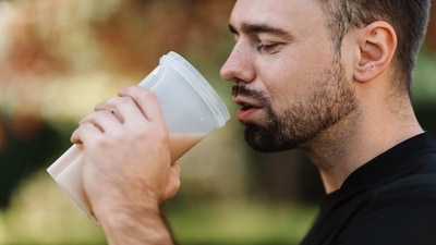 Protein shake: A protein shake can be an easy and convenient way to get a post-workout boost of protein. Look for shakes made with whey, casein, or plant-based proteins. (Pexels) Protein shake: A protein shake can be an easy and convenient way to get a post-workout boost of protein. Look for shakes made with whey, casein, or plant-based proteins. (Pexels)