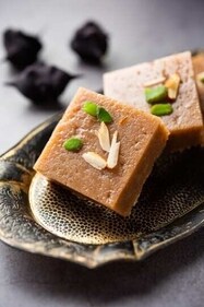 Vrat ki Burfi (Unsplash) Vrat ki Burfi (Unsplash)