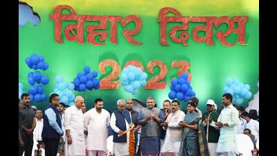 Bihar chief minister Nitish Kumar inaugurates Bihar Diwas function at Gandhi Maidan in Patna on Wednesday. (Santosh Kumar/HT Photo) Bihar chief minister Nitish Kumar inaugurates Bihar Diwas function at Gandhi Maidan in Patna on Wednesday. (Santosh Kumar/HT Photo)