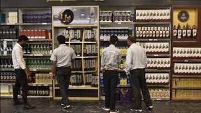 In the Budget estimates for 2023-24, the government has projected an excise revenue of  ₹7365 crore, which too is lower than the 2022-23 estimates (HT Photo)