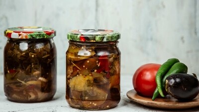 India has a rich culinary history with diverse cuisines that have been influenced by various regions, cultures, and religions. Preservation of food has been an essential aspect of Indian cuisine, as it has been practised for centuries to ensure that food can be stored and consumed over a more extended period. Here are some of the different ways people preserve food in India: (Freepik) India has a rich culinary history with diverse cuisines that have been influenced by various regions, cultures, and religions. Preservation of food has been an essential aspect of Indian cuisine, as it has been practised for centuries to ensure that food can be stored and consumed over a more extended period. Here are some of the different ways people preserve food in India: (Freepik)