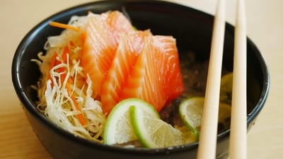 Omega-3 fatty acids are essential fats that the body needs but cannot produce on its own, so it's important to obtain them from food sources or supplements. A deficiency in omega-3 can lead to a number of health problems, and some of the signs and symptoms of omega-3 deficiency include: (Unsplash) Omega-3 fatty acids are essential fats that the body needs but cannot produce on its own, so it's important to obtain them from food sources or supplements. A deficiency in omega-3 can lead to a number of health problems, and some of the signs and symptoms of omega-3 deficiency include: (Unsplash)