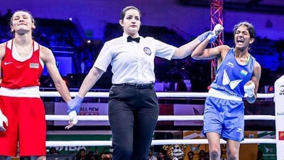 Nitu Ghanghas defeated Kazakhstan's Alua Balkibekova (in red) to reach the finals of Women's World Boxing Championship in New Delhi. (BFI) Nitu Ghanghas defeated Kazakhstan's Alua Balkibekova (in red) to reach the finals of Women's World Boxing Championship in New Delhi. (BFI)