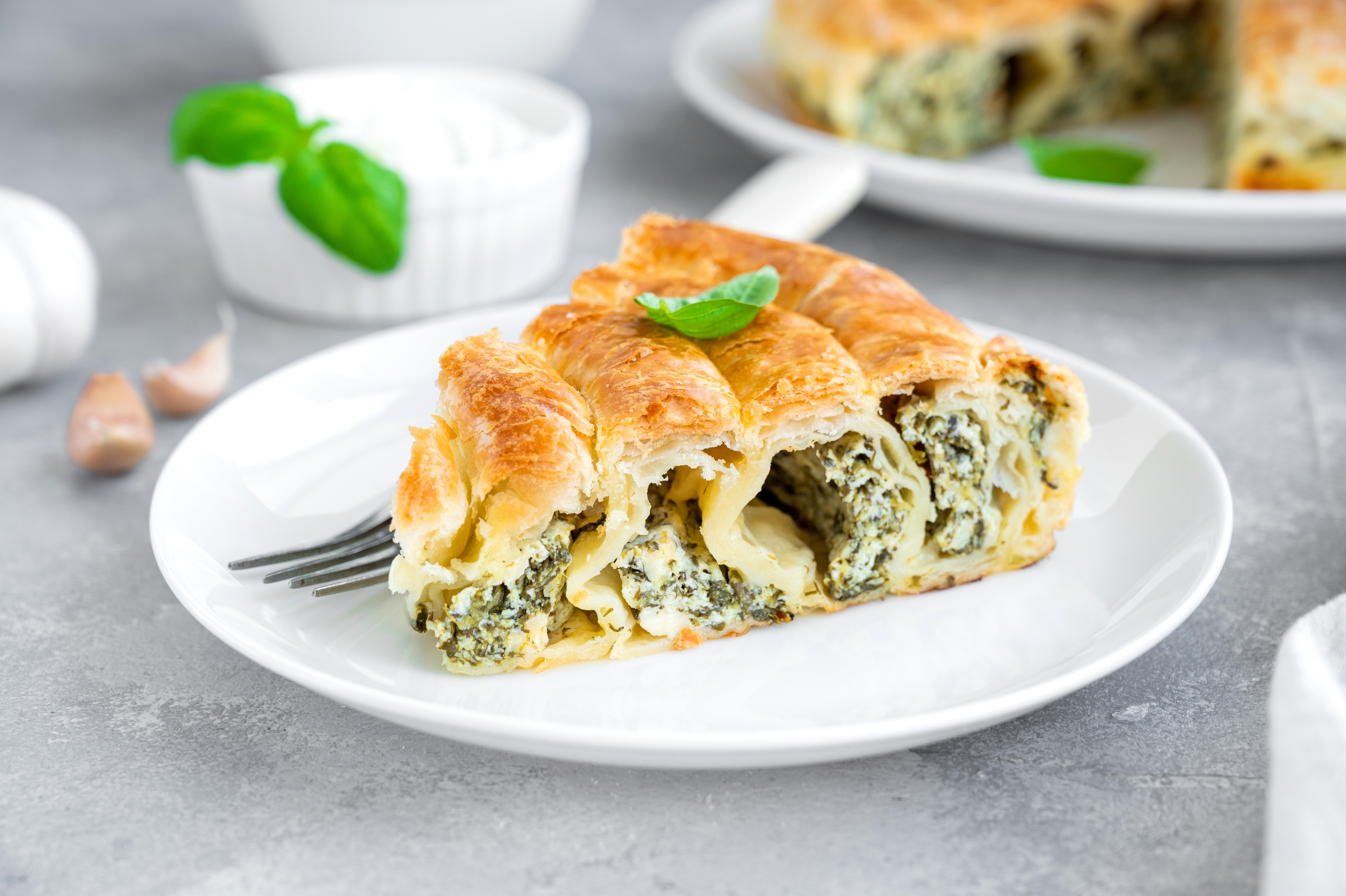 Spanakopita Pie (Shutterstock) Spanakopita Pie (Shutterstock)