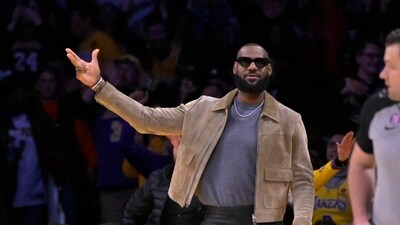 Mar 22, 2023; Los Angeles, California, USA;   Los Angeles Lakers forward LeBron James (6) reacts after a 3 point basket in the second half against the Phoenix Suns at Crypto.com Arena. Mandatory Credit: Jayne Kamin-Oncea-USA TODAY Sports (USA TODAY Sports)