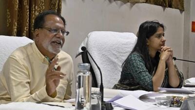 Ludhiana mayor Balkar Singh Sandhu had proposed a budget of ₹1043.66 crore which was sought by the councillors of the opposition parties. (Gurpreet Singh/HT) Ludhiana mayor Balkar Singh Sandhu had proposed a budget of ₹1043.66 crore which was sought by the councillors of the opposition parties. (Gurpreet Singh/HT)