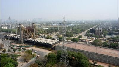 The under-construction Parthala flyover at Sector 121 in Noida on Wednesday. (Sunil Ghosh/HT Photo)