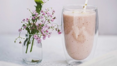 Milkshakes: Milkshakes made with fruits like bananas, strawberries, and mangoes are a tasty way to break the fast. They are also a good source of protein, vitamins, and minerals. (Unsplash)