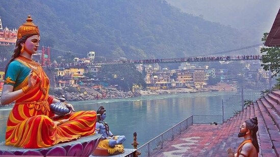 8. Rishikesh: Rishikesh is a spiritual town situated in Uttarakhand. This place is famous for its ancient temples, yoga ashrams, and adventure sports. The best time to visit Rishikesh is between September and November.(Pixabay)