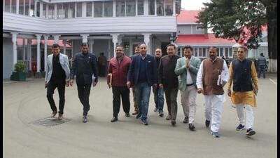 Leader of Opposition in Himachal assembly Jai Ram Thakur along with BJP legislators going to attend the budget session in Shimla on Friday. (Deepak Sansta/HT) Leader of Opposition in Himachal assembly Jai Ram Thakur along with BJP legislators going to attend the budget session in Shimla on Friday. (Deepak Sansta/HT)