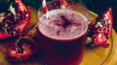 Pomegranate juice has been touted as a "superfood" with a range of health benefits, including potential weight loss benefits. (Unsplash) Pomegranate juice has been touted as a "superfood" with a range of health benefits, including potential weight loss benefits. (Unsplash)
