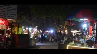 The site on the Kamla Nehru Road where Sangam city’s first night market is all set to come up. (HT photo) The site on the Kamla Nehru Road where Sangam city’s first night market is all set to come up. (HT photo)