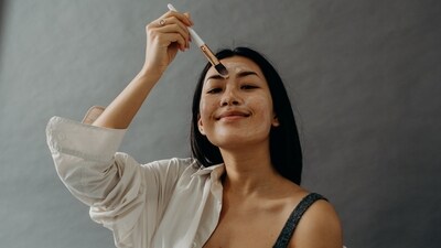 No matter what your skin type or concerns are, there's a face mask out there that can benefit you. Whether you're looking for hydration, exfoliation, or pore-minimizing benefits, incorporating a face mask into your skincare routine can help you achieve a healthier, more radiant complexion. (Pexels) No matter what your skin type or concerns are, there's a face mask out there that can benefit you. Whether you're looking for hydration, exfoliation, or pore-minimizing benefits, incorporating a face mask into your skincare routine can help you achieve a healthier, more radiant complexion. (Pexels)