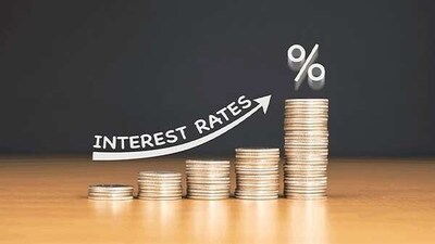 Every bank or financial institution that offers the fixed deposit facility sets its FD interest rates based on various internal and external factors. Every bank or financial institution that offers the fixed deposit facility sets its FD interest rates based on various internal and external factors.