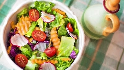 Lack of fruits and vegetables: A diet lacking in fruits and vegetables can lead to a lack of essential vitamins and nutrients that are important for eye health, including vitamin C, vitamin E, and beta-carotene. (Pixabay) Lack of fruits and vegetables: A diet lacking in fruits and vegetables can lead to a lack of essential vitamins and nutrients that are important for eye health, including vitamin C, vitamin E, and beta-carotene. (Pixabay)