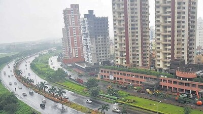 Mumbai Metropolitan Region (MMR) and Pune contributed 48 per cent to total sales. (Bachchan Kumar/ Hindustan Times) Mumbai Metropolitan Region (MMR) and Pune contributed 48 per cent to total sales. (Bachchan Kumar/ Hindustan Times)