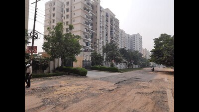 Residents are dealing with dilapidated roads, said corporators from Opposition parties. (Representational Photo) Residents are dealing with dilapidated roads, said corporators from Opposition parties. (Representational Photo)