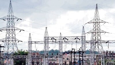 Two line attendants (Category II) of East Power Distribution Company stationed in Deori have been suspended. (Representational Image)