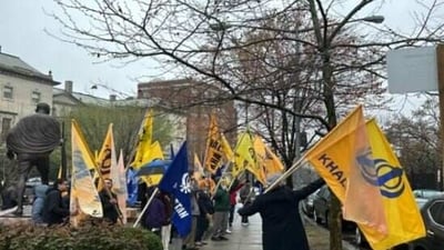 Khalistan Sikh Extremists protesting outside Indian embassy in Washington today