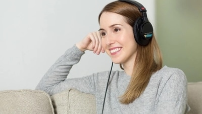 10. Listen to music: Listen to some music that gets you pumped up and ready to take on the day.&nbsp; (Pixabay)