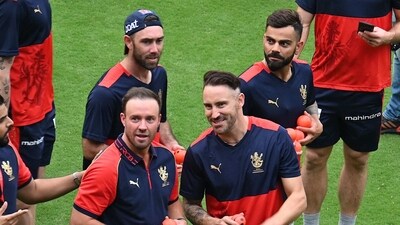 Royal Challengers Bengaluru (RCB) cricketers Faf du Plessis, Virat Kohli and Glen Maxwell and their former team mate AB de Villiers (L) take part in RCB Unbox, a promotional event held at the M Chinnaswamy Stadium. (AFP) Royal Challengers Bengaluru (RCB) cricketers Faf du Plessis, Virat Kohli and Glen Maxwell and their former team mate AB de Villiers (L) take part in RCB Unbox, a promotional event held at the M Chinnaswamy Stadium. (AFP)