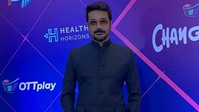 Prosenjit Chatterjee attends the OTTPlay Changemakers Award in Mumbai. He wore a bandhgala blazer and matching pants set to the event. (HT Photo) Prosenjit Chatterjee attends the OTTPlay Changemakers Award in Mumbai. He wore a bandhgala blazer and matching pants set to the event. (HT Photo)