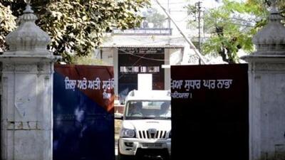 Indicting the Punjab prisons department in the Nabha jailbreak case, a Patiala court said it was not possible to escape without the involvement of officials. (HT file photo) Indicting the Punjab prisons department in the Nabha jailbreak case, a Patiala court said it was not possible to escape without the involvement of officials. (HT file photo)