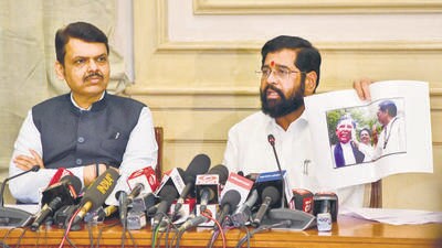 Mumbai, India - March 27, 2023: CM Eknath Shinde along with Dy. CM Devendra Fadnavis, addressing the media during a press conference, at Sahyadri Guest House, Malabar Hill, in Mumbai, India, on Monday, March 27, 2023. (Photo by Bhushan Koyande/HT Photo) (HT PHOTO) Mumbai, India - March 27, 2023: CM Eknath Shinde along with Dy. CM Devendra Fadnavis, addressing the media during a press conference, at Sahyadri Guest House, Malabar Hill, in Mumbai, India, on Monday, March 27, 2023. (Photo by Bhushan Koyande/HT Photo) (HT PHOTO)