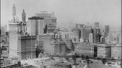 New York’s Financial District in a photo taken from a US Army plane in 1920. (Everett Collection/Shutterstock)