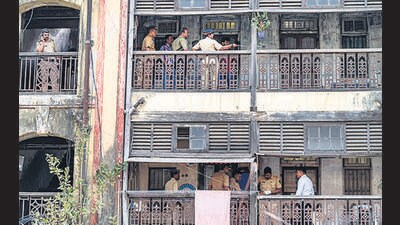 Soon after, an enraged Gala attacked his next-door neighbours Jayendrabhai and his wife Illa Mestry, who were seated in the veranda, and eventually Jeniel and her mother Snehal Brahmbhatt, and a house staff Prakash Waghmare. The Mestrys and Jeniel succumbed to the injuries soon after, while Snehal was admitted in a private hospital in critical condition. The police said she is recovering after a surgery and has started talking. (Satish Bate/HT PHOTO) Soon after, an enraged Gala attacked his next-door neighbours Jayendrabhai and his wife Illa Mestry, who were seated in the veranda, and eventually Jeniel and her mother Snehal Brahmbhatt, and a house staff Prakash Waghmare. The Mestrys and Jeniel succumbed to the injuries soon after, while Snehal was admitted in a private hospital in critical condition. The police said she is recovering after a surgery and has started talking. (Satish Bate/HT PHOTO)