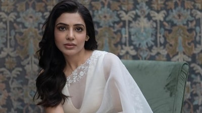 Samantha Ruth Prabhu wore a white saree for the Shaakuntalam trailer launch. Samantha Ruth Prabhu wore a white saree for the Shaakuntalam trailer launch.
