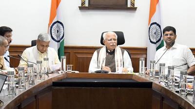 Haryana CM Manohar Lal Khattar has directed civil servants to expedite the works related to 2023-24 budget announcements in a time-bound manner. (HT Photo)