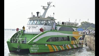 One of the primary reasons attributed to the route failing to take off is the high fare. Passengers had to pay ₹300 to travel to Gateway on weekdays. “The fares charged are already at a subsidized rate. Nevertheless, we will get more clarity on the reasons only after the meeting with the operators concerned,” said Captain Praveen Khara, Chief Port Officer, MMB. (HT PHOTO) One of the primary reasons attributed to the route failing to take off is the high fare. Passengers had to pay ₹300 to travel to Gateway on weekdays. “The fares charged are already at a subsidized rate. Nevertheless, we will get more clarity on the reasons only after the meeting with the operators concerned,” said Captain Praveen Khara, Chief Port Officer, MMB. (HT PHOTO)