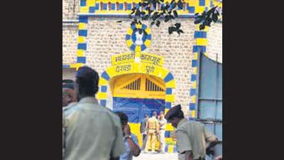 The state’s largest prison, Yerwada jail in Pune, has a capacity of 2,449 male and female prisoners. (HT PHOTO) The state’s largest prison, Yerwada jail in Pune, has a capacity of 2,449 male and female prisoners. (HT PHOTO)